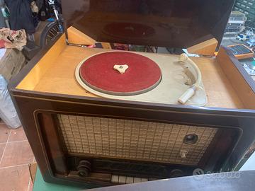 Radio giradischi valvolare vintage