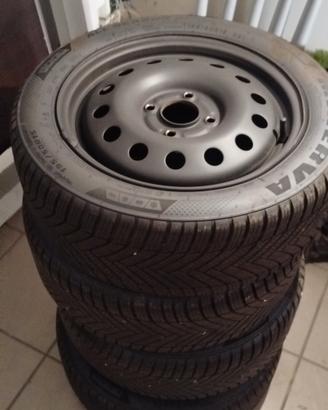 n4 cerchi in ferro Ford Fiesta 15 pollici 