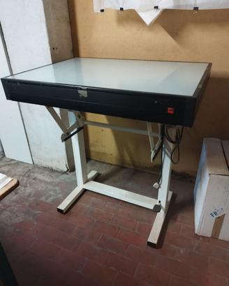 Tavolo luminoso da terra ELFE grapholux