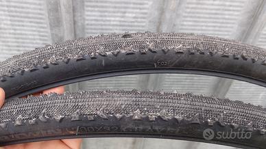 coppia copertoni bici 700x32 gravel nuovi