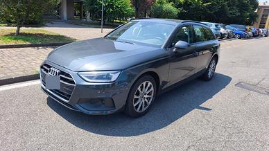 audi a4 2.0 TDI 35 (163) business S tronic