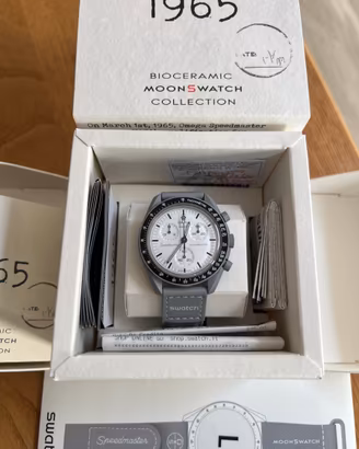 Omega x Swatch MoonSwatch 1965