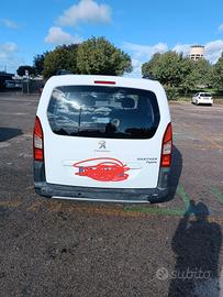 Peugeot partner 2013