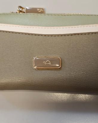 Portafoglio donna Carpisa compatto con blocco RFID