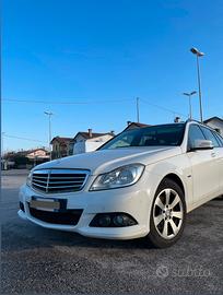 Mercedes C-220