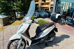 PIAGGIO Medley 150 TUTTO INCLUSO ANCHE PASSAGGIO