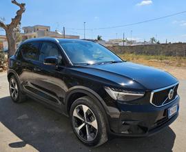 2022 Volvo xc40 t2 autocarro n1