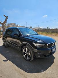 2022 Volvo xc40 t2 autocarro n1