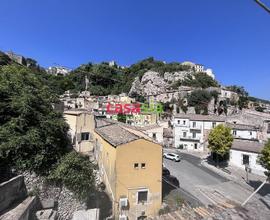 Investimento Ragusa Ibla - stabile singolo