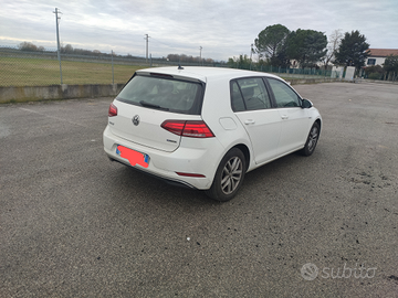 Volkswagen Golf 1.5 Tgi Dsg