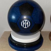 Pallone in marmo  Inter con base in marmo