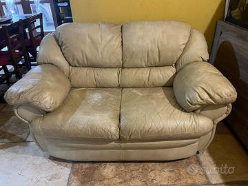 Divano in pelle 2 posti