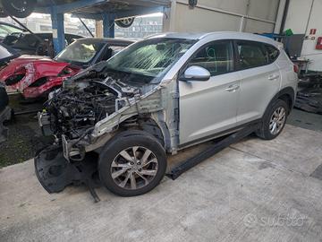HYUNDAI TUCSON 2018-2021 1.6 CRDi 5 Porte