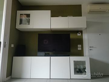 Mobile soggiorno ikea besta