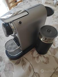 Macchina ceffe Nespresso Citiz e montalatte