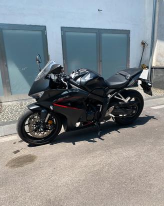 Honda CBR 650R