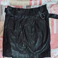 Gonna in pelle nera