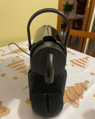 Macchina caffe nespresso De Longhi