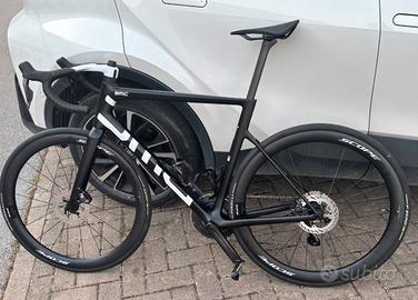 BMC Teammachine SLR 2027 - Shimano Utegra DI2