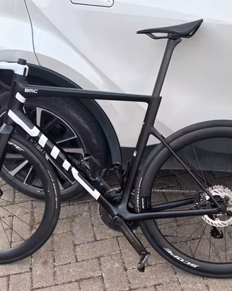 BMC Teammachine SLR 2027 - Shimano Utegra DI2