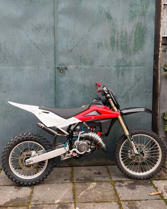 Husqvarna wr 125 2009 targata