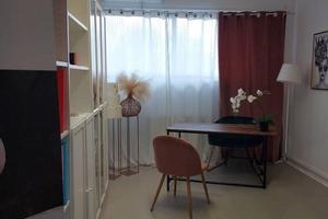 Studio ufficio in spazio condiviso