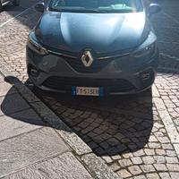 Renault  Clio 