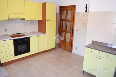 4 LOCALI A TAGLIACOZZO
