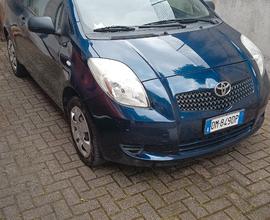 TOYOTA Yaris - 2007