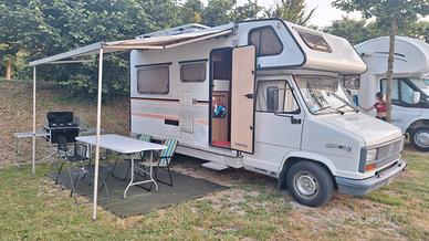 Camper mansardato Roller Versilia 550 