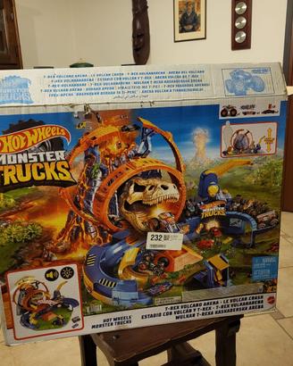 Hot Wheels Monster Trucks Arena Vulcano