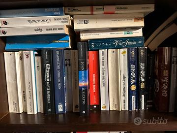 CIRCA 600 LIBRI IN BLOCCO