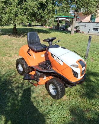 Trattorino rasaerba Stihl RT 4112 SZ