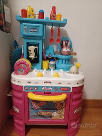 Cucina per bambini con carrello e accessori
