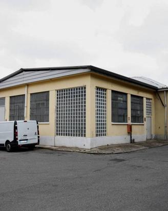 Immobile di 140 m² con 1 locale a Rozzano