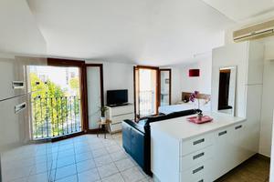 Deliziosa mansarda , vista Fondazione Prada