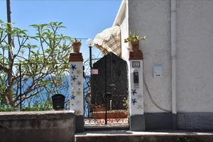 Villetta sul mare di Taormina (entra)