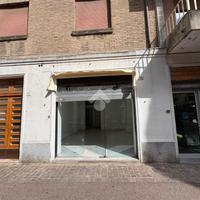NEGOZIO A RIMINI