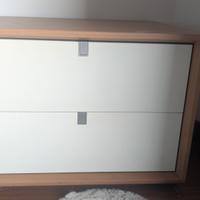 Due comodini bianco - legno 