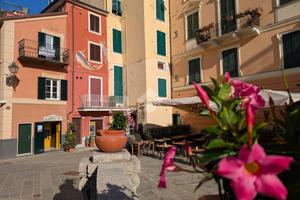 2 LOCALI A SESTRI LEVANTE