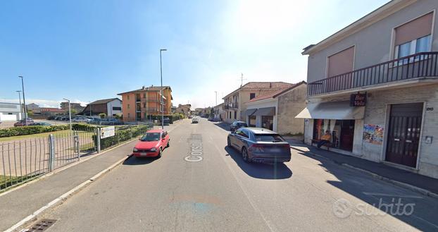 Bilocale con balcone e posto auto