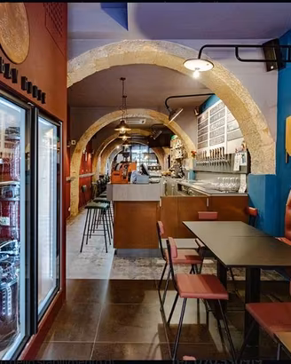 CORSO VITTORIO EMANUELE: ATTIVITA' RISTO-PUB