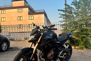 Honda CB500F 2023