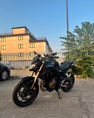 Honda CB500F 2023