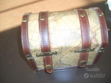 Cofanetto in legno massiccio