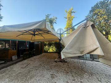 Ombrellone monopalo a quattro tende 4x4 x4