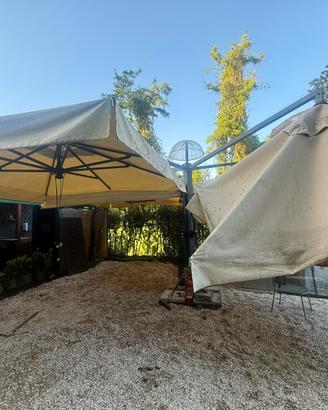 Ombrellone monopalo a quattro tende 4x4 x4