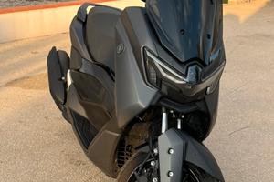 YAMAHA NMAX 125