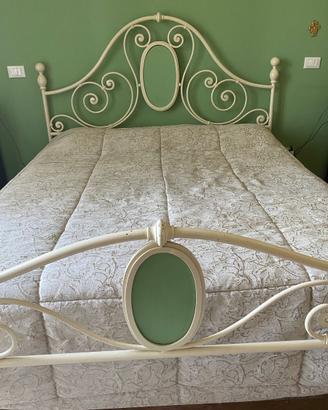 Letto in ferro battutto