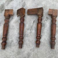 Piedi in noce massello per tavolo antico